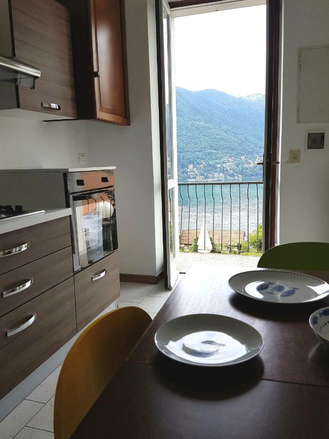 Flora Apartment Moltrasio Exterior photo